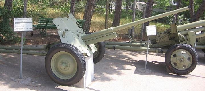 45-мм противотанковая пушка образца 1942 года (М-42)