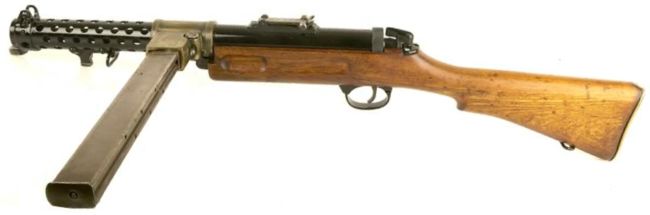 Пистолет-пулемет Ланчестер Великобритания.