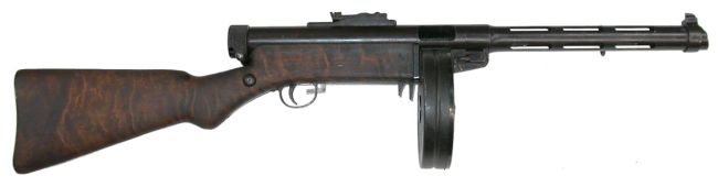 Пистолет-пулемет Суоми Финляндия.